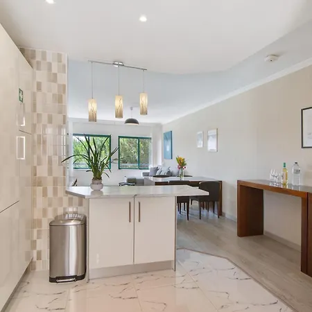 Salgados House Apartamento *